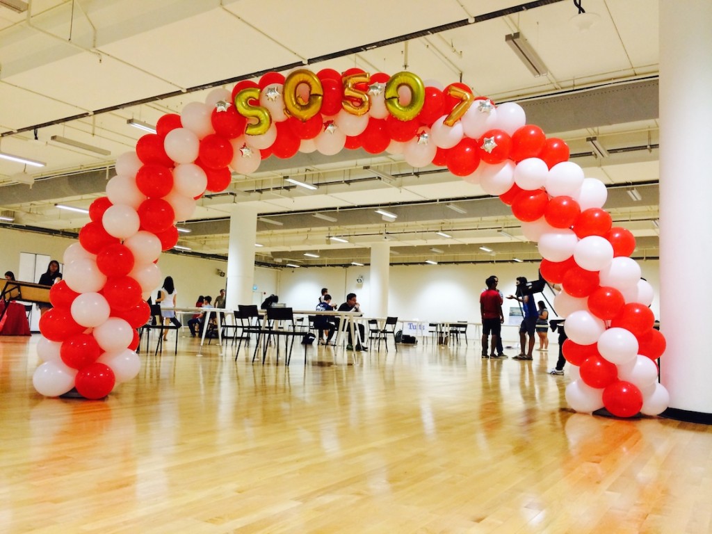 Sprial Balloon Arch at OCBC Areana