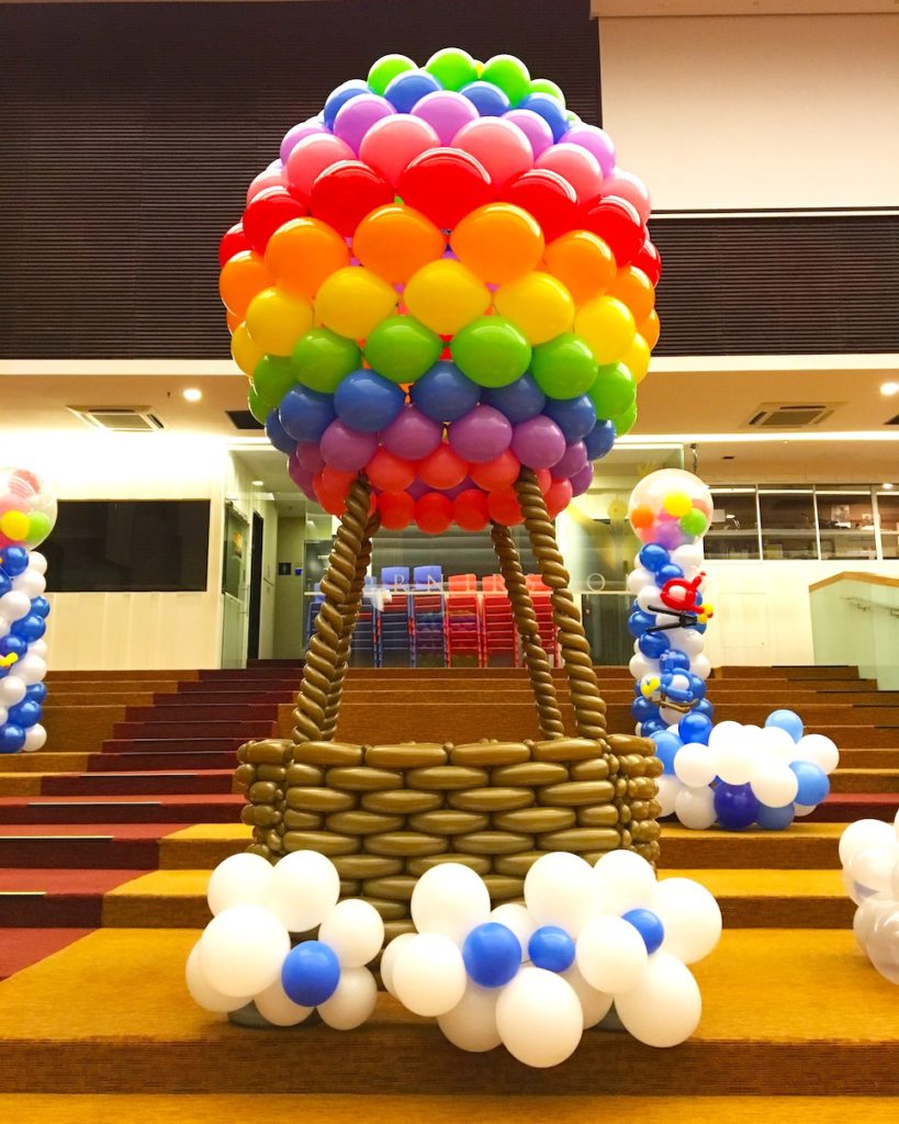Giant Hotair Balloon Sculpture