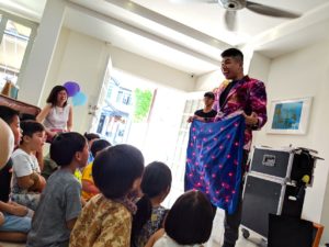 Hire Kids Magician in Singapore