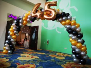 Black Gold and Silver Spiral Balloon Arch