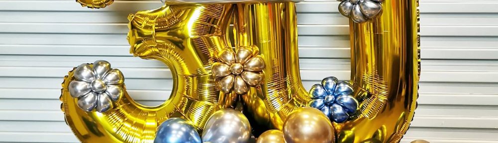 Balloon Decorations Specially Customised For You !