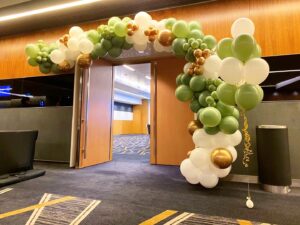 Entrance Organic Balloon Garland Decor