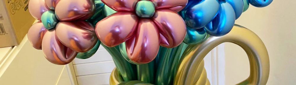 Popular Flower Balloons sculpturing services for your event!