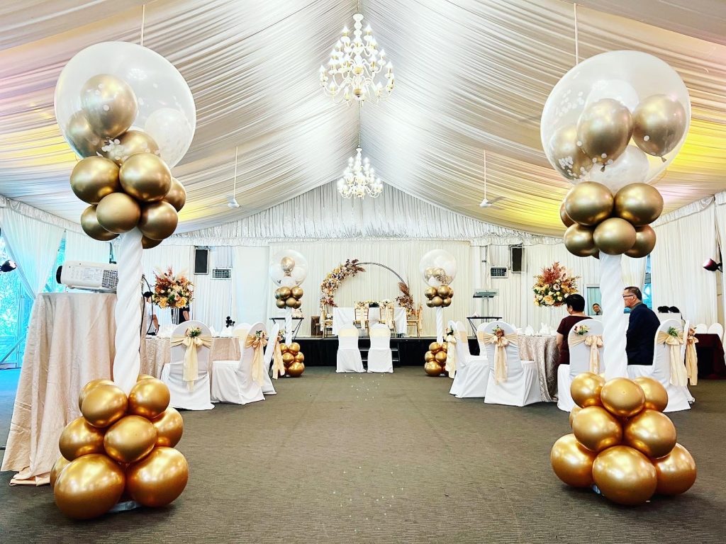 Wedding Balloon Pillars